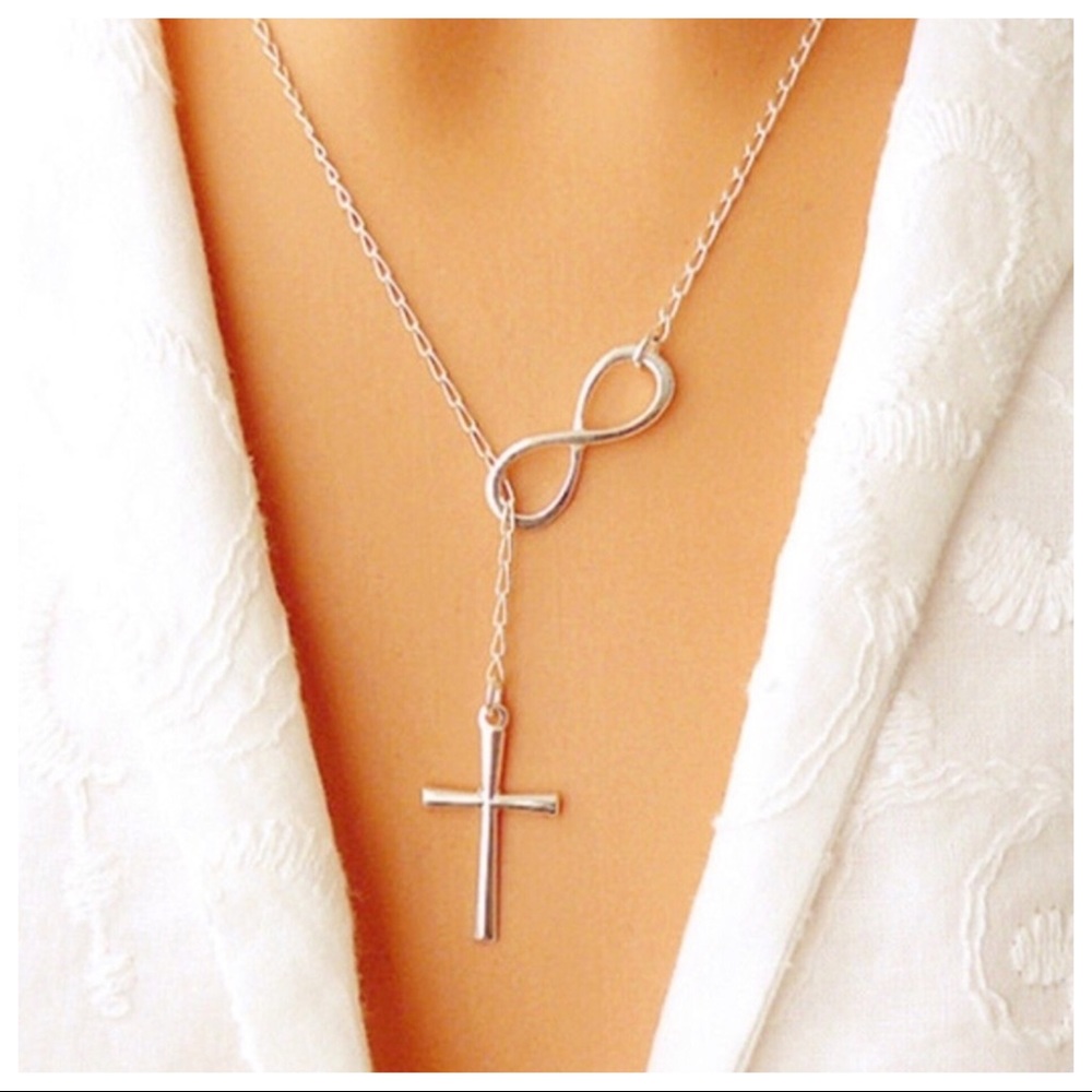 ❤️ DAINTY INFINITY CROSS NECKLACE - Picture 1 of 4